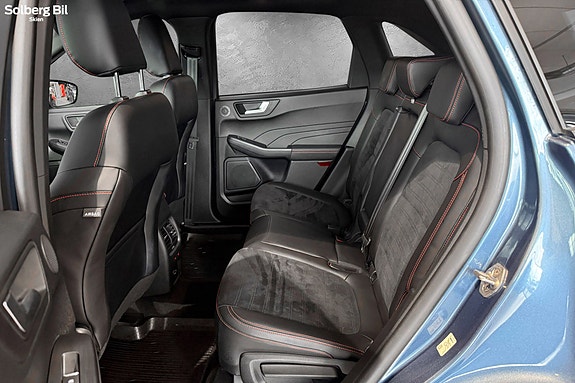 Ford Kuga 19 of 30