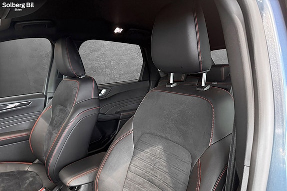 Ford Kuga 25 of 30