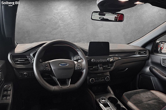 Ford Kuga 23 of 30