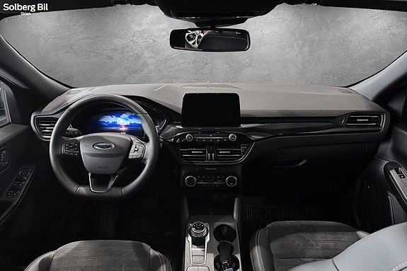 Ford Kuga 22 of 30
