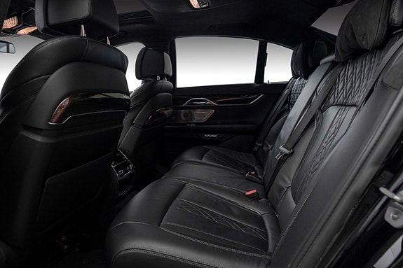 BMW 730d 27 of 30