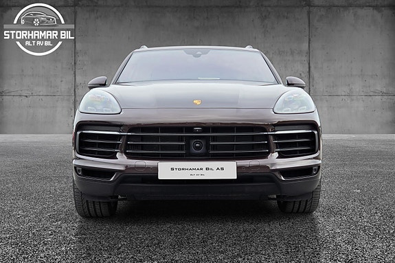 Porsche Cayenne 3 of 30