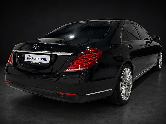 Mercedes-Benz S300 9 of 30