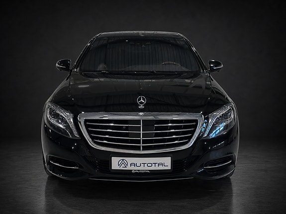 Mercedes-Benz S300 3 of 30
