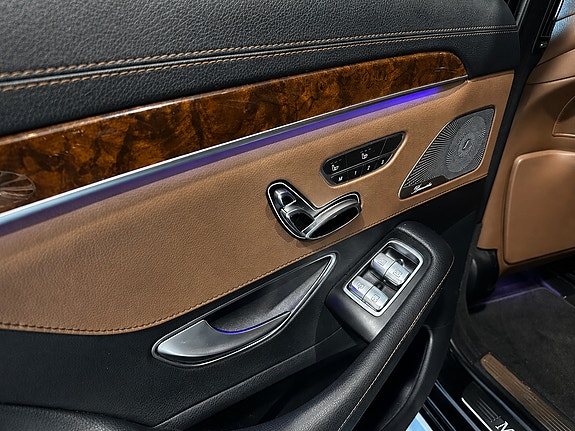 Mercedes-Benz S300 29 of 30