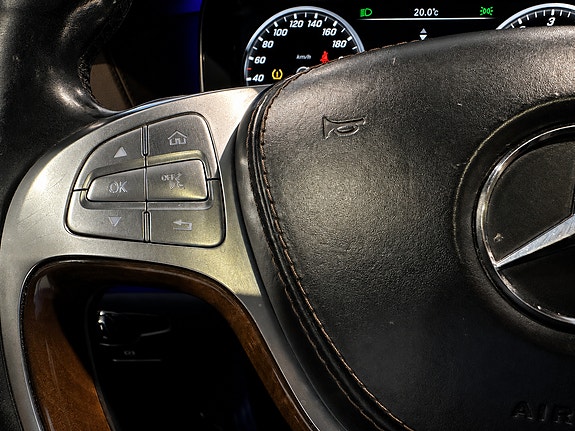 Mercedes-Benz S300 22 of 30