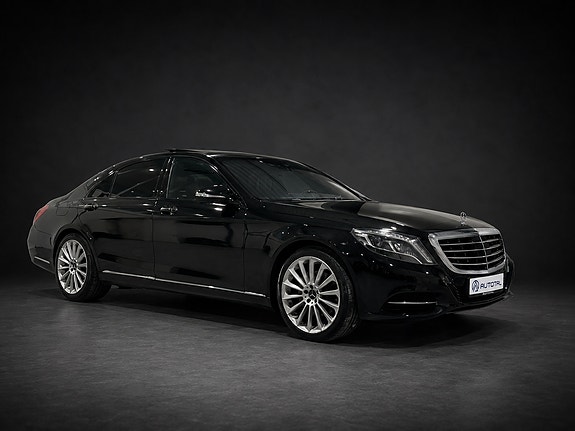 Mercedes-Benz S300 2 of 30