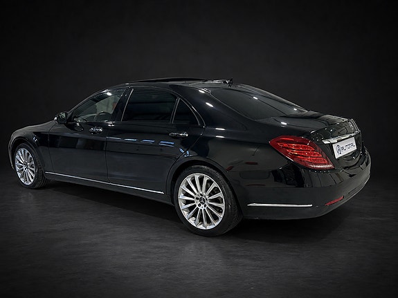 Mercedes-Benz S300 7 of 30