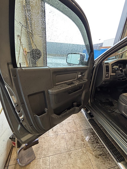 Dodge RAM 12 of 16