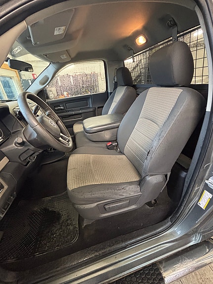 Dodge RAM 11 of 16