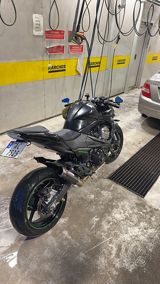 Kawasaki Z 800 5 of 6