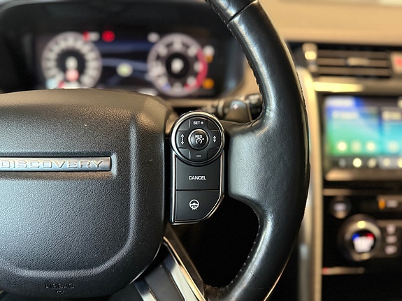 Land Rover Discovery 20 of 30