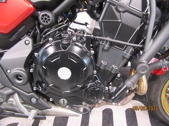 Kawasaki Z 650 RS 14 of 16