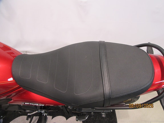 Kawasaki Z 650 RS 7 of 16
