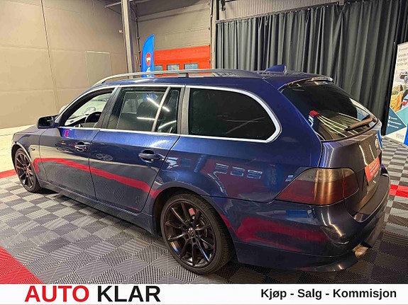 BMW 520d 4 of 30