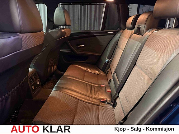 BMW 520d 30 of 30