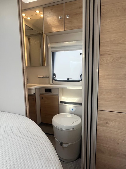 Dethleffs Dethleffs Nomad 560 FMK - SNOW - HELÅRSVOGN ALDE | GULVV 22 of 30