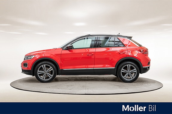 Volkswagen T-Roc 2 of 30
