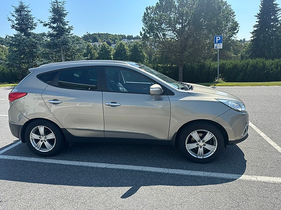 Hyundai ix35 3 of 15