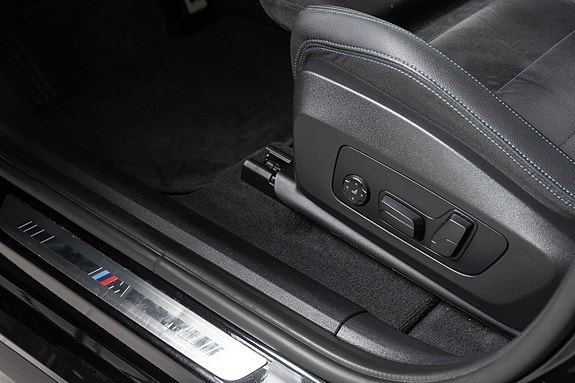 BMW iX1 16 of 27