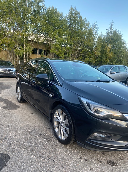 Opel Astra 18 of 30