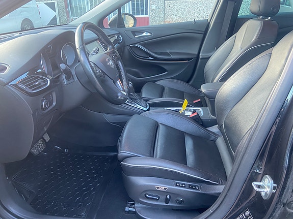 Opel Astra 22 of 30