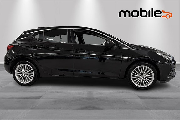 Opel Astra 2 of 25