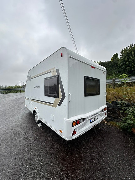 Weinsberg Caraone 390 PUH 4 of 9