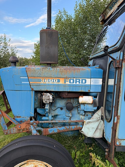 Ford 3600 3 of 6