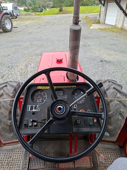 International 685XL 16 of 17