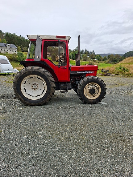 International 685XL 4 of 17