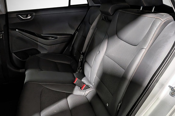 Hyundai IONIQ 20 of 24