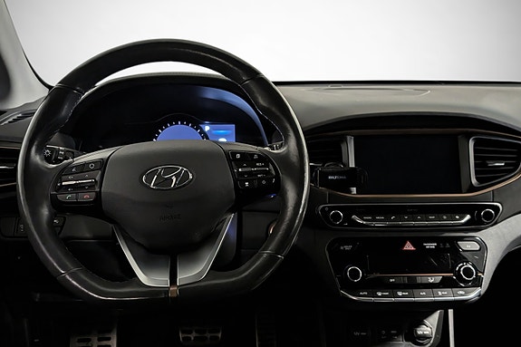 Hyundai IONIQ 14 of 24