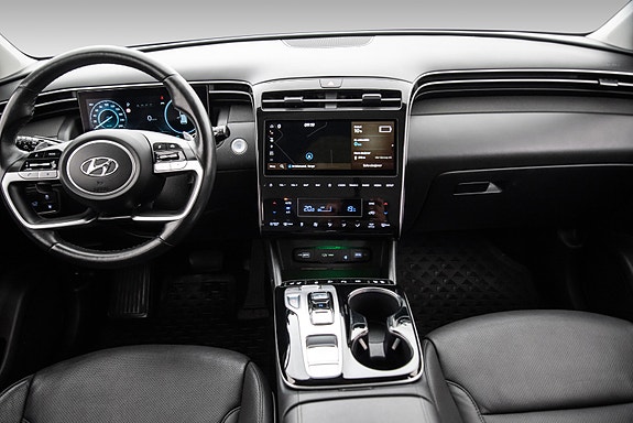 Hyundai Tucson 12 of 28