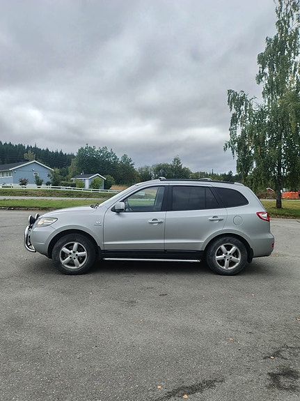 Hyundai Santa Fe 23 of 23