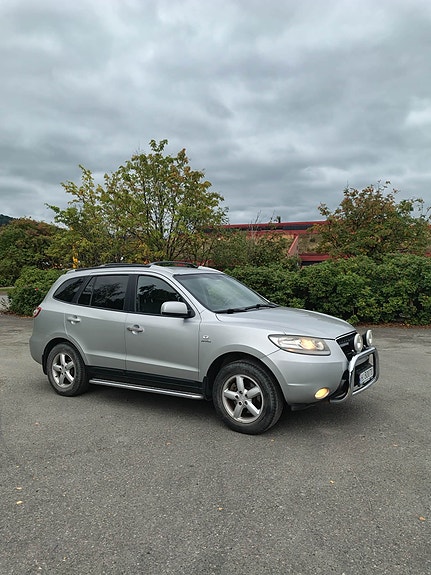 Hyundai Santa Fe 4 of 23