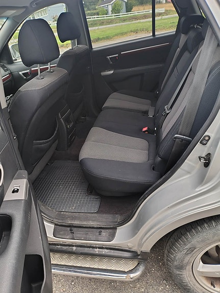 Hyundai Santa Fe 13 of 23