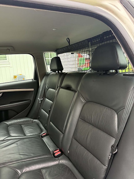 Volvo V70 7 of 14
