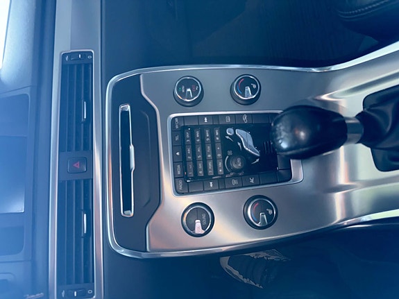 Volvo V70 10 of 14