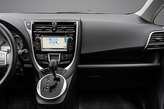 Toyota Verso-S 20 of 30