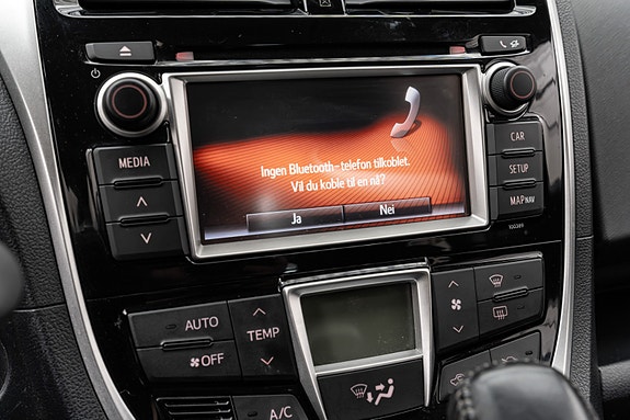Toyota Verso-S 27 of 30