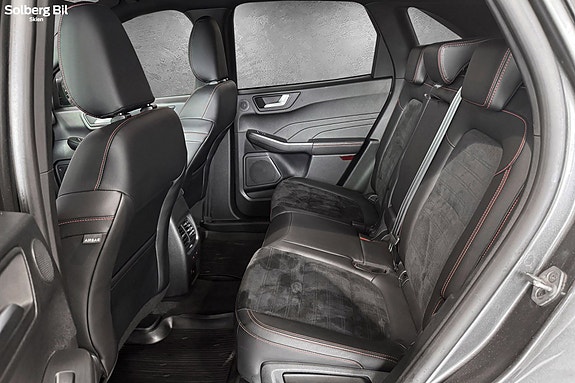 Ford Kuga 19 of 30