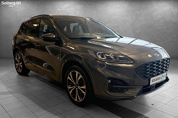 Ford Kuga 3 of 30