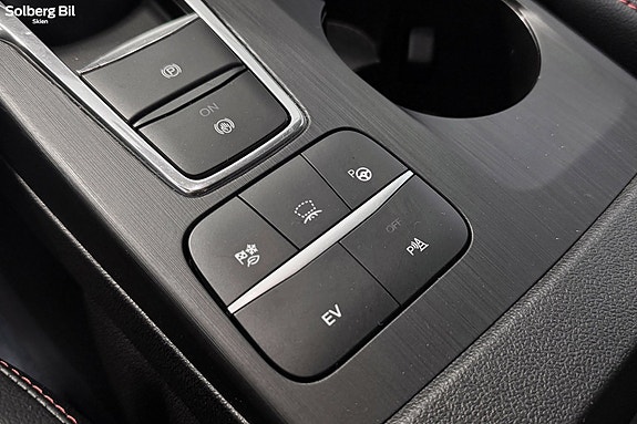Ford Kuga 24 of 30