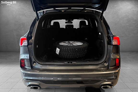 Ford Kuga 7 of 30