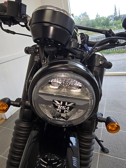 BSA SCRAMBLER 650 - Kampanje 6 of 7