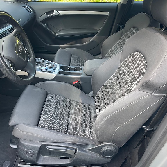 Audi A5 6 of 27