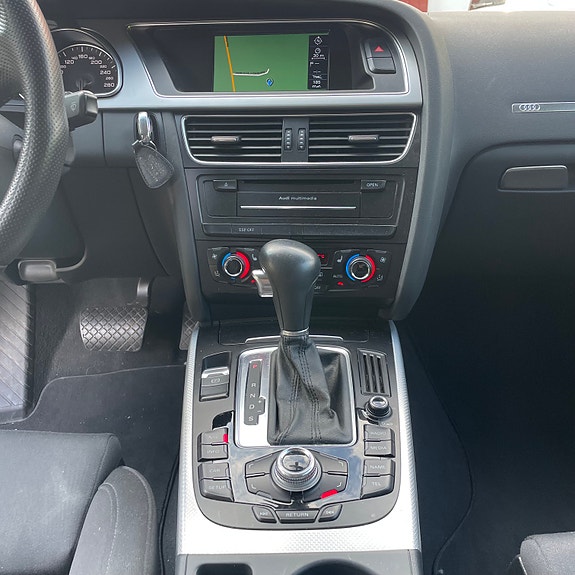 Audi A5 9 of 27