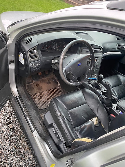 Volvo V70 7 of 7