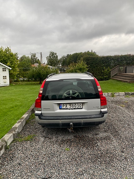 Volvo V70 4 of 7